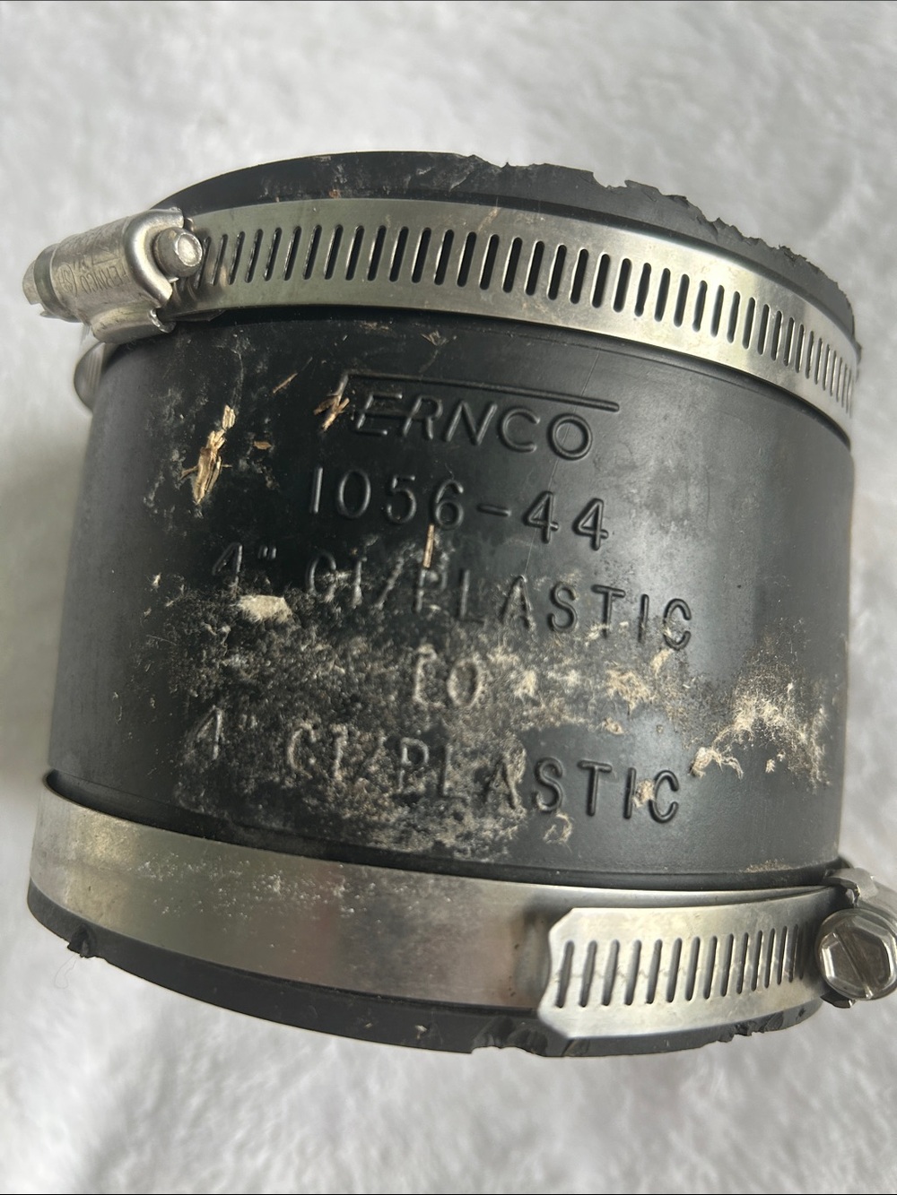 Black Rubber Hose Coupler with Stainless Steel Clamps